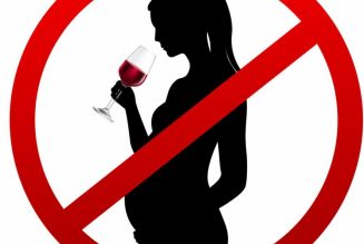 Boire de l’alcool ou avorter : les contradictions du ministre de la santé