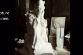 Sculpture sur pierre de Notre Dame de la Salette