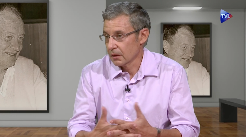 Rémi Fontaine présente son ouvrage “Itinéraires de chrétienté avec Jean Madiran”.