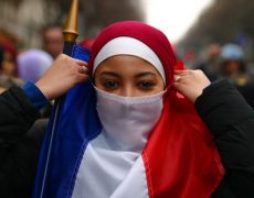Même en France, les ex-musulmans convertis ne sont pas en sécurité et n’osent assumer leur foi