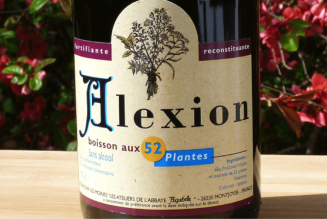 Alexion d’Aiguebelle, la « boisson des moines » préparé par les trappistes