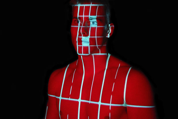 Nous sommes trop nombreux sur terre mais maintenant nous y vivrons éternellement