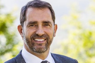 Christophe Castaner veut détruire la famille