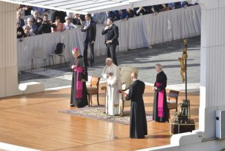 Le pape François compare l’avortement au recours à “un tueur à gages”