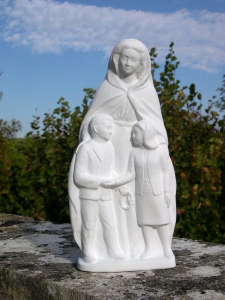 “Marie qui guérit les couples” disponible en modèle réduit