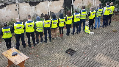 La police avec les Gilets Jaunes ?