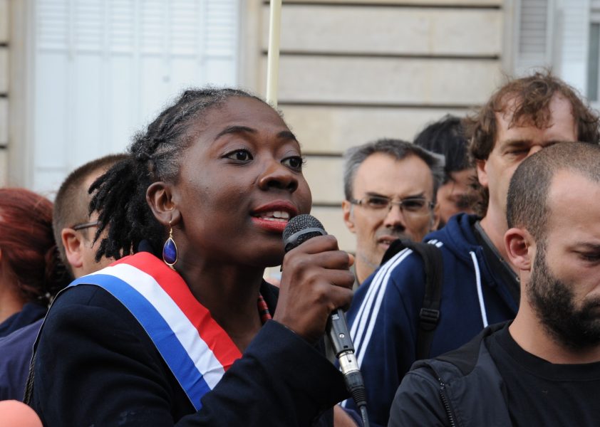 Elle a soutenu “Nique la France”, elle est nommée à la Sorbonne