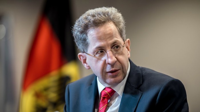 Un responsable du renseignement allemand limogé pour avoir démenti les rumeurs de chasses aux migrants