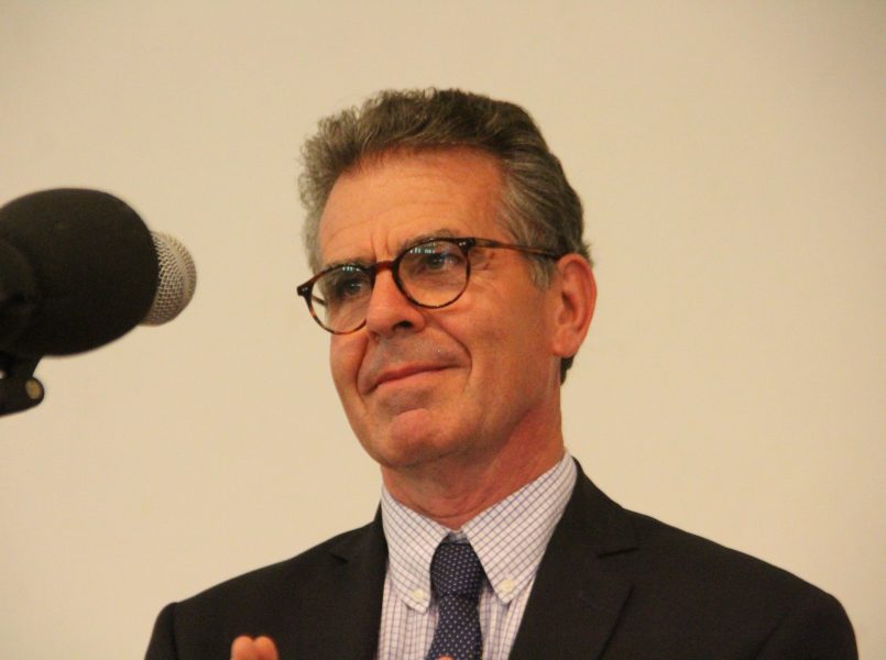 “En même temps” : la région Ile-de-France subventionne de tous côtés