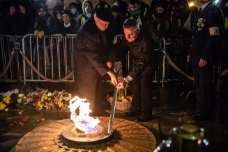 Les Gilets jaunes ont participé au ravivage de la flamme sous l’Arc de Triomphe
