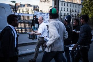 Tué de 28 coups de couteau… par l’immigré qu’il hébergeait