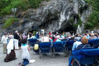 Lourdes : réouverture de la Grotte de Massabielle