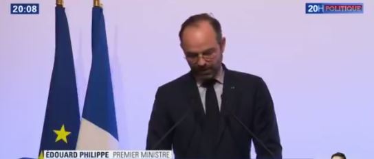 Vous reprendrez bien un peu de censure