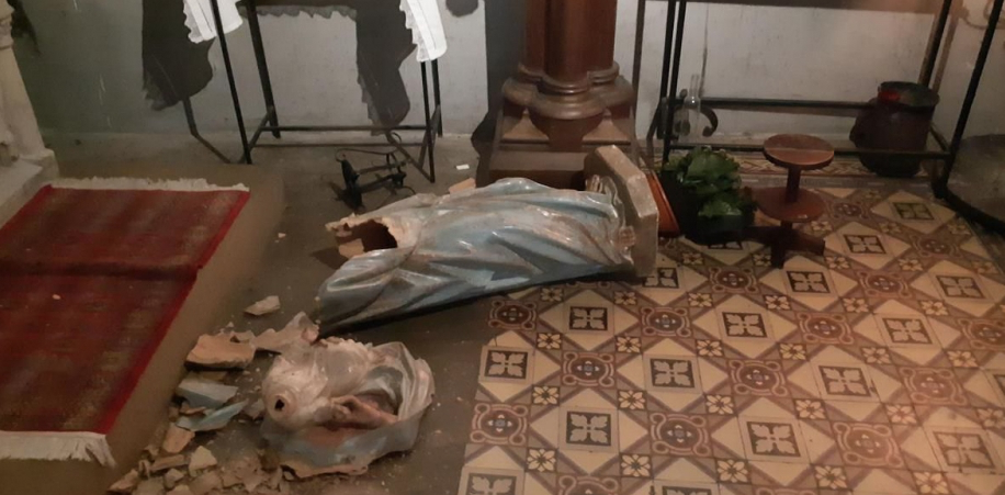 Encore des églises profanées