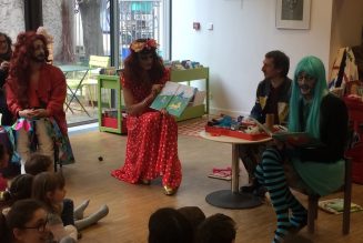 Atelier de lecture par des drag-queens