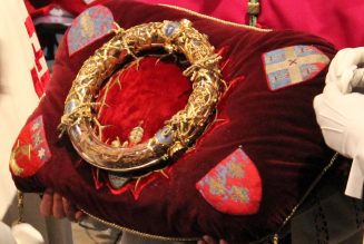 La Couronne d’épines sera portée en procession lors du Chemin de croix à Paris