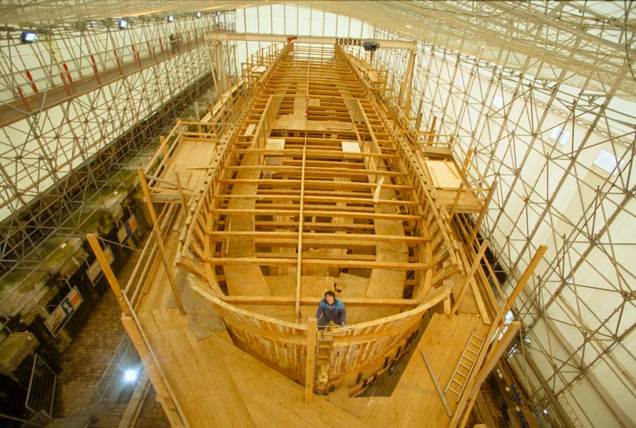 Refaire la charpente en bois de Notre-Dame : l’exemple de L’Hermione