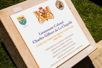 Hommage au lieutenant-colonel Charles-Gilbert de La Chapelle à Orange