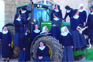 L’abbaye de Boulaur, ses vaches et son verger
