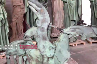 Le coq de Notre-Dame de Paris exposé en Dordogne