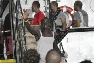 Immigrés clandestins : l’invasion continue en Italie avec la complicité de la France