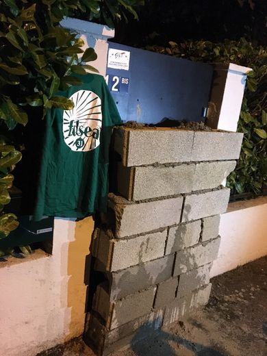 La permanence du député Corinne Vignon a été murée