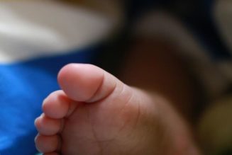 Une femme dans le coma depuis 117 jours donne naissance à une petite fille