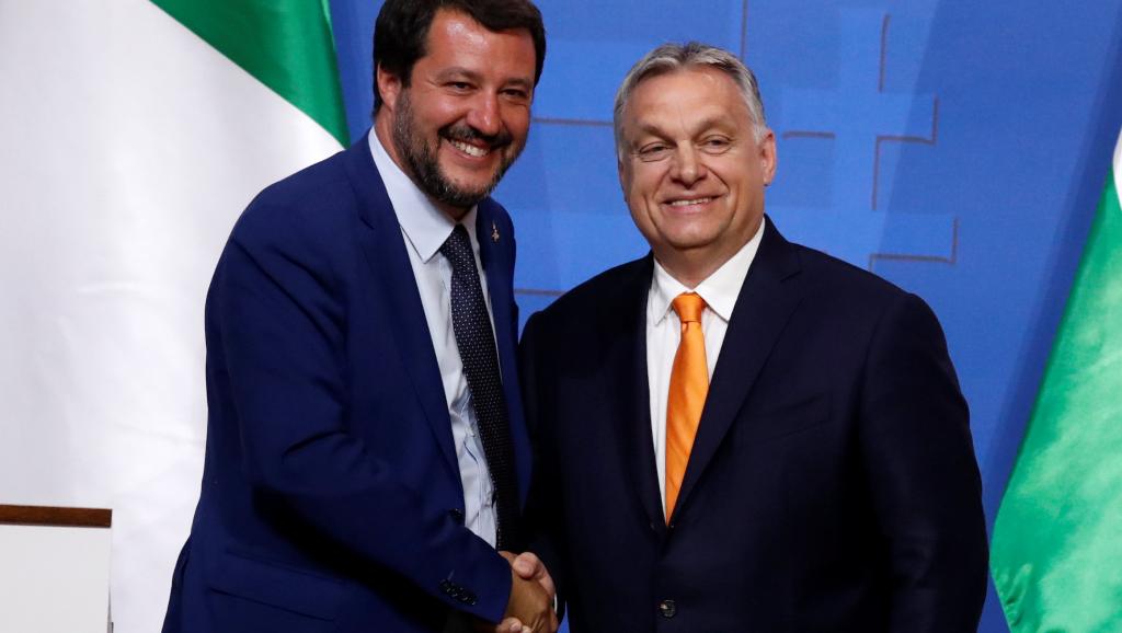 Orban à Salvini : “Nous n’oublierons jamais que vous avez été le tout premier dirigeant d’Europe occidentale à mettre un terme à l’afflux d’immigrants clandestins en Europe”