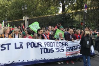 Florilèges de la manifestation contre la loi de bioéthique