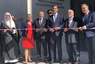 Christophe Castaner accusé de relations frero-salafistes par Abdallah Zekri responsable de la Mosquée de Paris