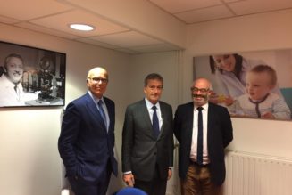 Philippe Vigier, le traqueur d’embryons, découvre la Fondation Jérôme Lejeune