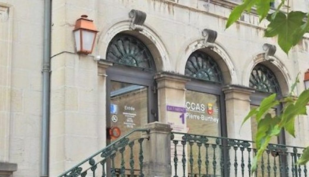 Le maire Chrétien de Vesoul soutient la religieuse catholique discriminée