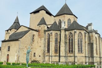 Attaque au bélier contre la cathédrale d’Oloron-Sainte-Marie