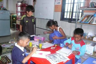 Les cloches, les coqs et l’école à trois ans…