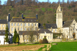 L’abbaye Notre-Dame-De-Grâce de Bricquebec : son histoire et ses pâtés