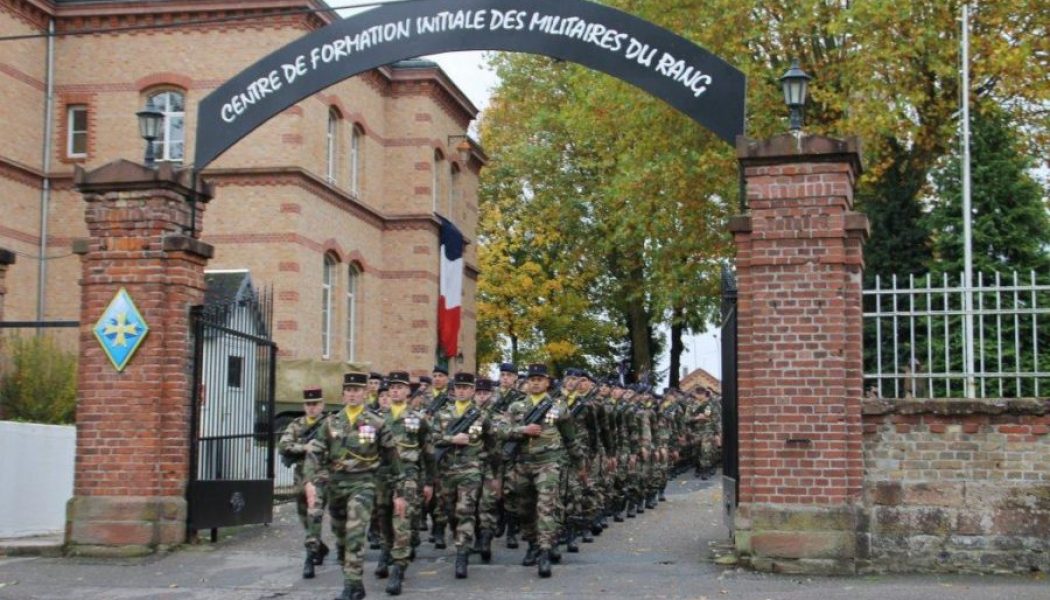 Attaque au couteau dans la gendarmerie de Dieuze : le terroriste est un militaire en formation