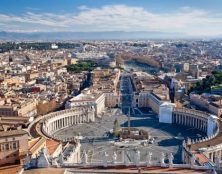 Rome assume de regarder certains de ses prêtres et de ses fidèles comme des chrétiens de seconde zone