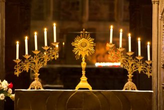La procession de la Fête-Dieu autorisée à Compiègne
