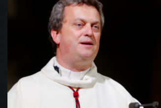 Mgr de Sinety demande que les aumôniers puissent se rendre au chevet des mourants