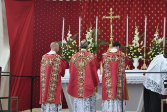 Enquête romaine sur la forme extraordinaire du rite