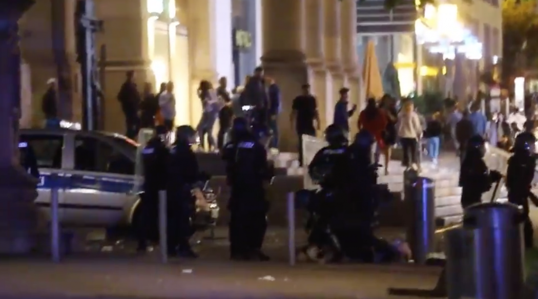 Stuttgart découvre les émeutes