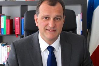 La victoire de Louis Aliot à Perpignan : une fusion des droites réussie et un exemple à suivre pour le RN