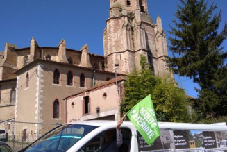Des camions sillonnent les routes de France pour dénoncer l’absurdité du retour en urgence du projet de loi bioéthique