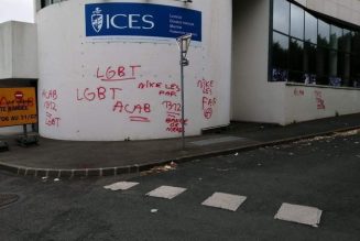 Le lobby LGBT détériore l’entrée de l’ICES