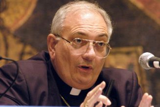 Le diocèse de Brooklyn poursuit le gouverneur en justice