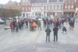 Mgr Dollmann présent parmi les manifestants à Cambrai