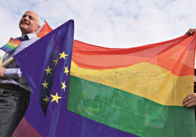 Bruxelles saisit la justice européenne contre une loi hongroise qui interdit la propagande LGBT
