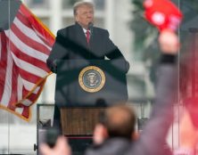 Donald Trump va poursuivre Facebook, Twitter et Google pour censure illégale