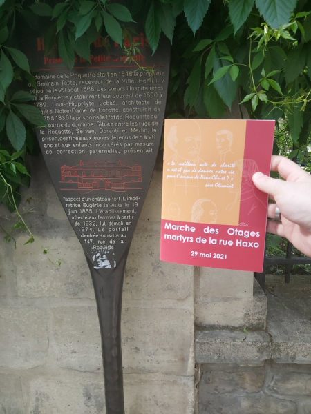 Paris : une procession perturbée par des gauchistes