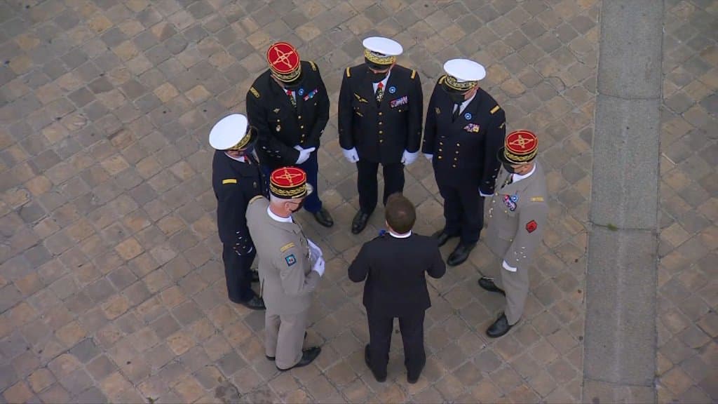 Il ne faut pas instrumentaliser l’armée française, nous répète-t-on…